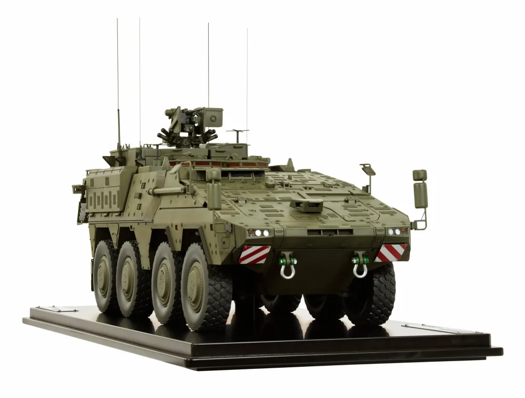 1_10-Boxer-Vehicle-Military-Display-Model-Land-Defence4-scaled